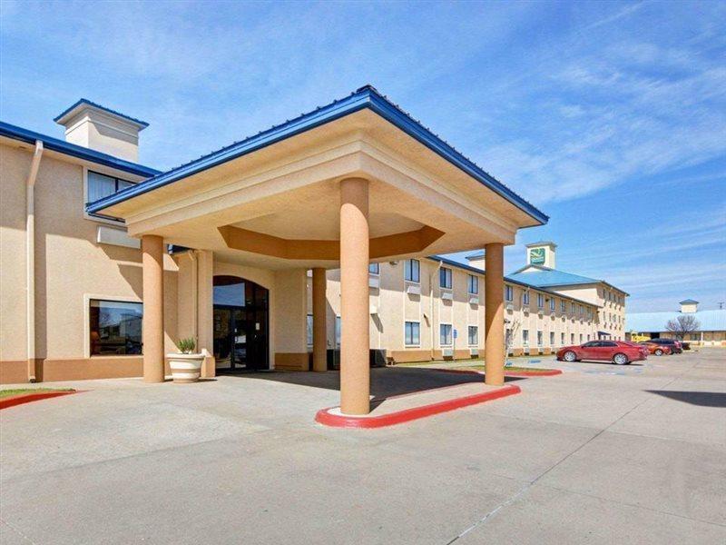 Quality Inn & Suites Wichita Falls I-44 Exterior photo