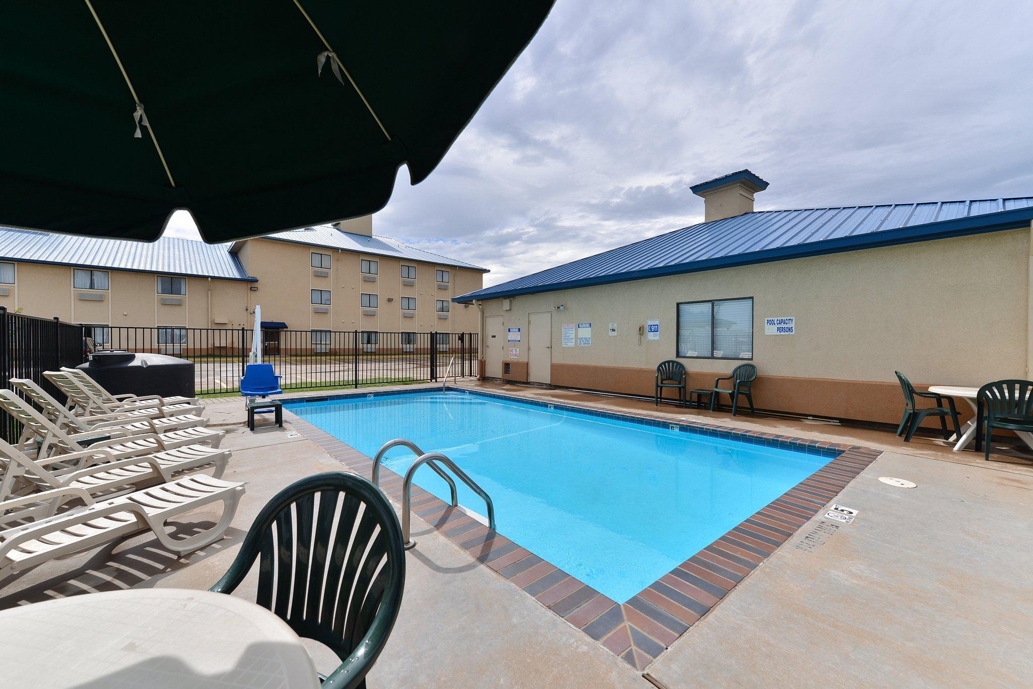 Quality Inn & Suites Wichita Falls I-44 Exterior photo