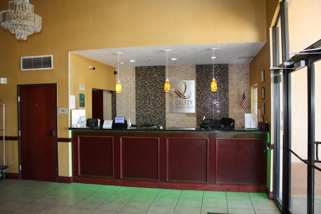 Quality Inn & Suites Wichita Falls I-44 Exterior photo